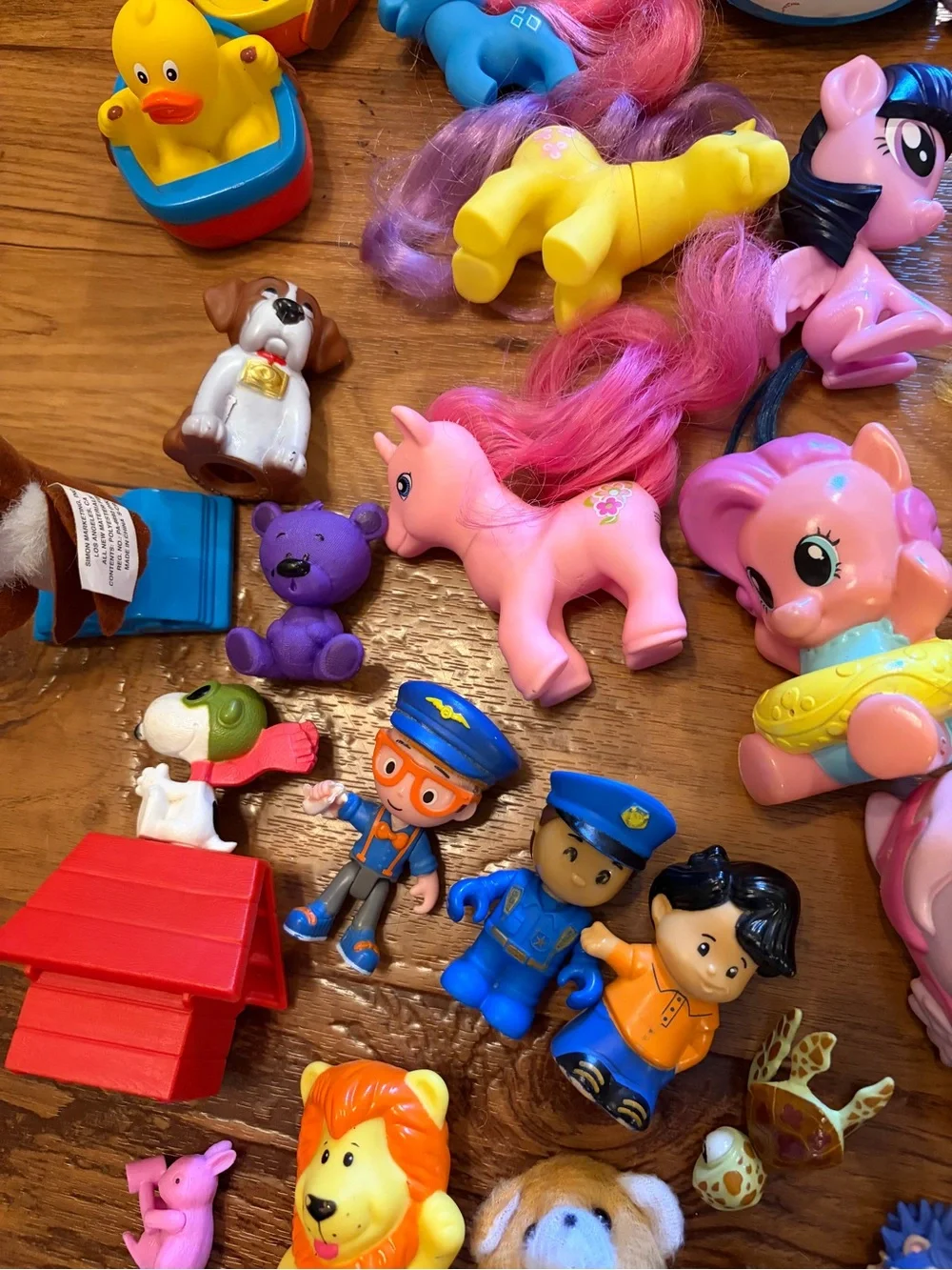 Bundle Of 60 Small Mix Of Collectible Toys Too Many To List! Reseller Bundle